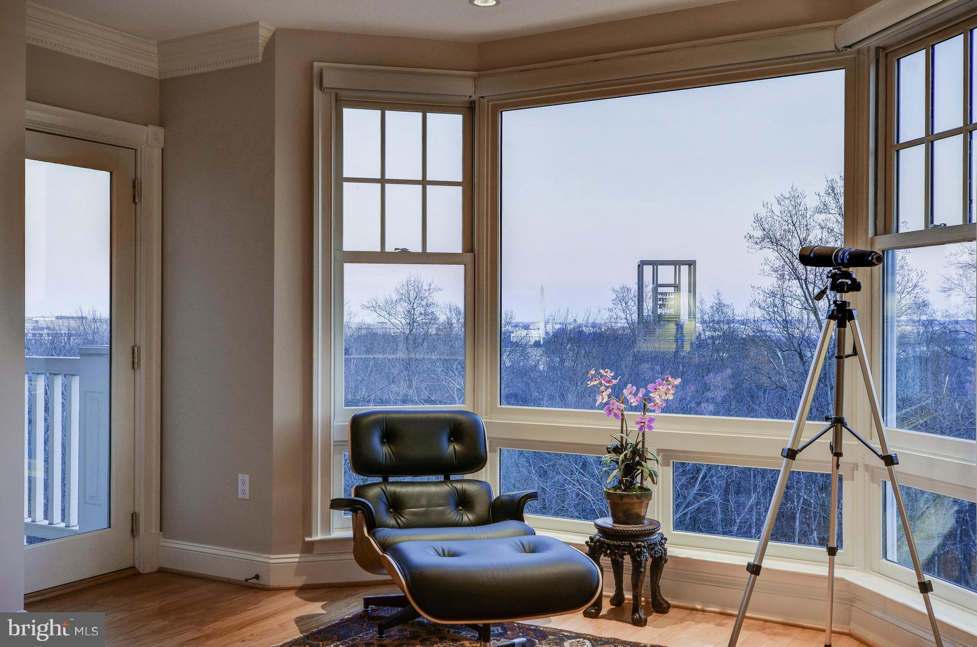 ROSSLYN - Residential