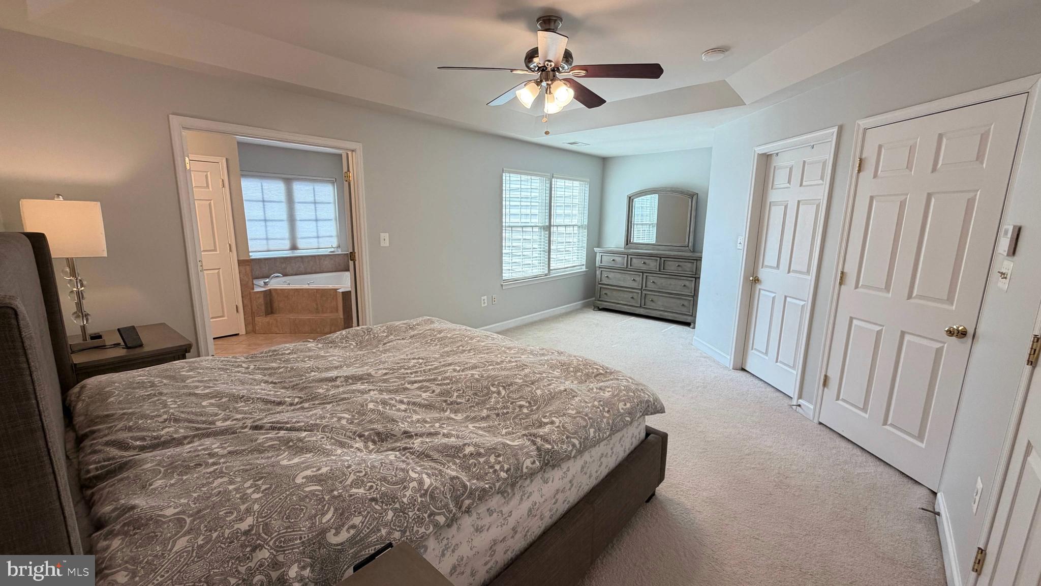 FAIRFAX CENTER LANDBAY - Residential