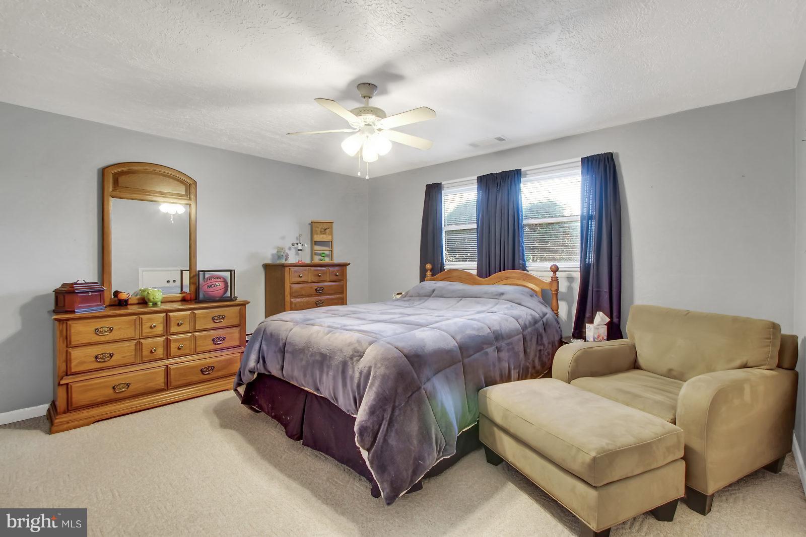HAINES ACRES - Residential