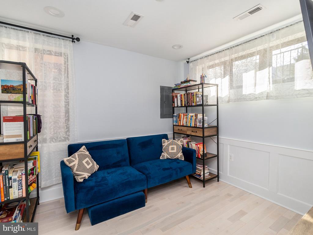 PARKER GRAY HISTORIC DISTRICT - Residential Lease