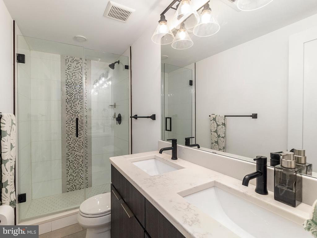 PARKER GRAY HISTORIC DISTRICT - Residential Lease