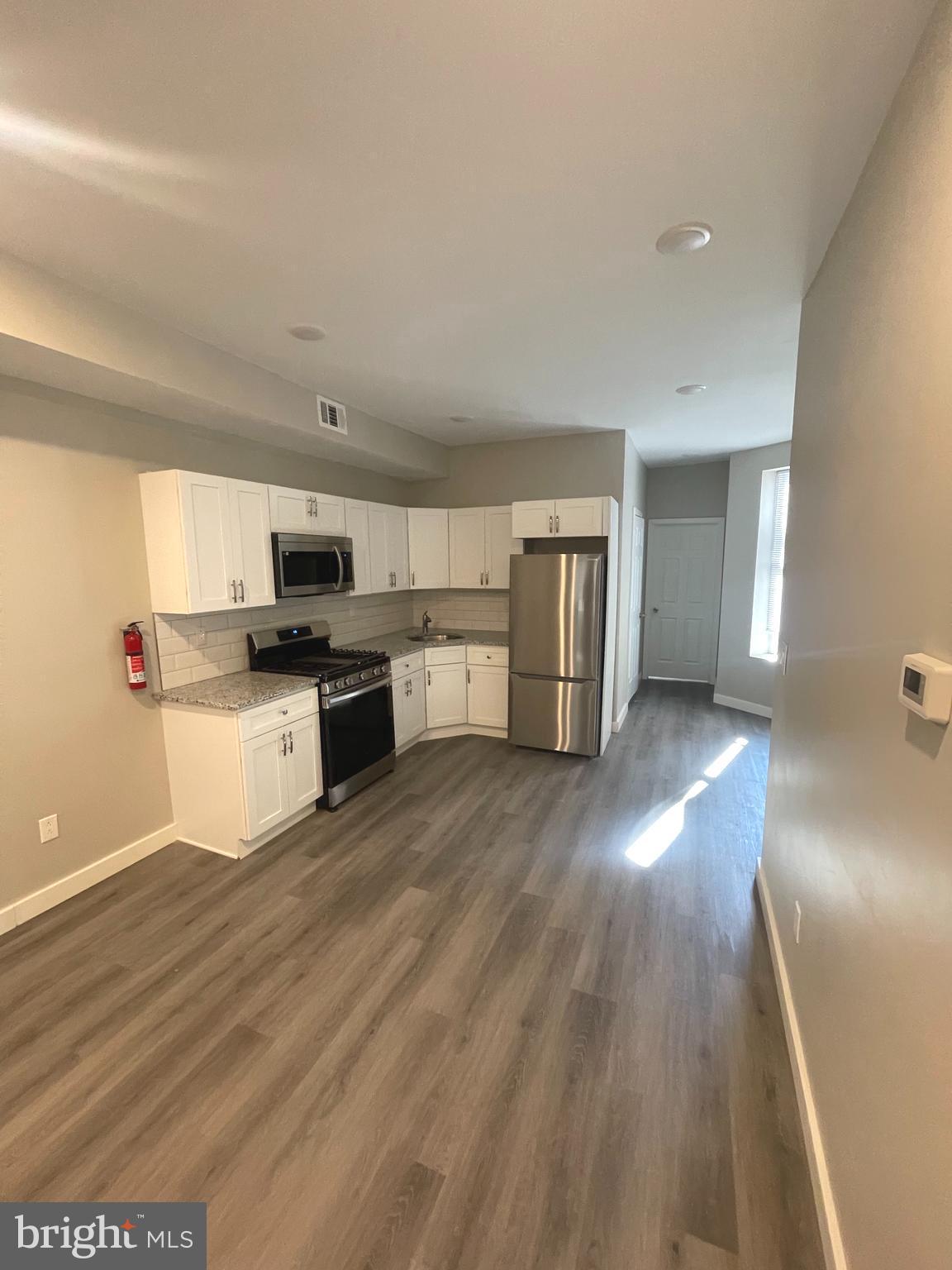 WALNUT HILL - Residential Lease