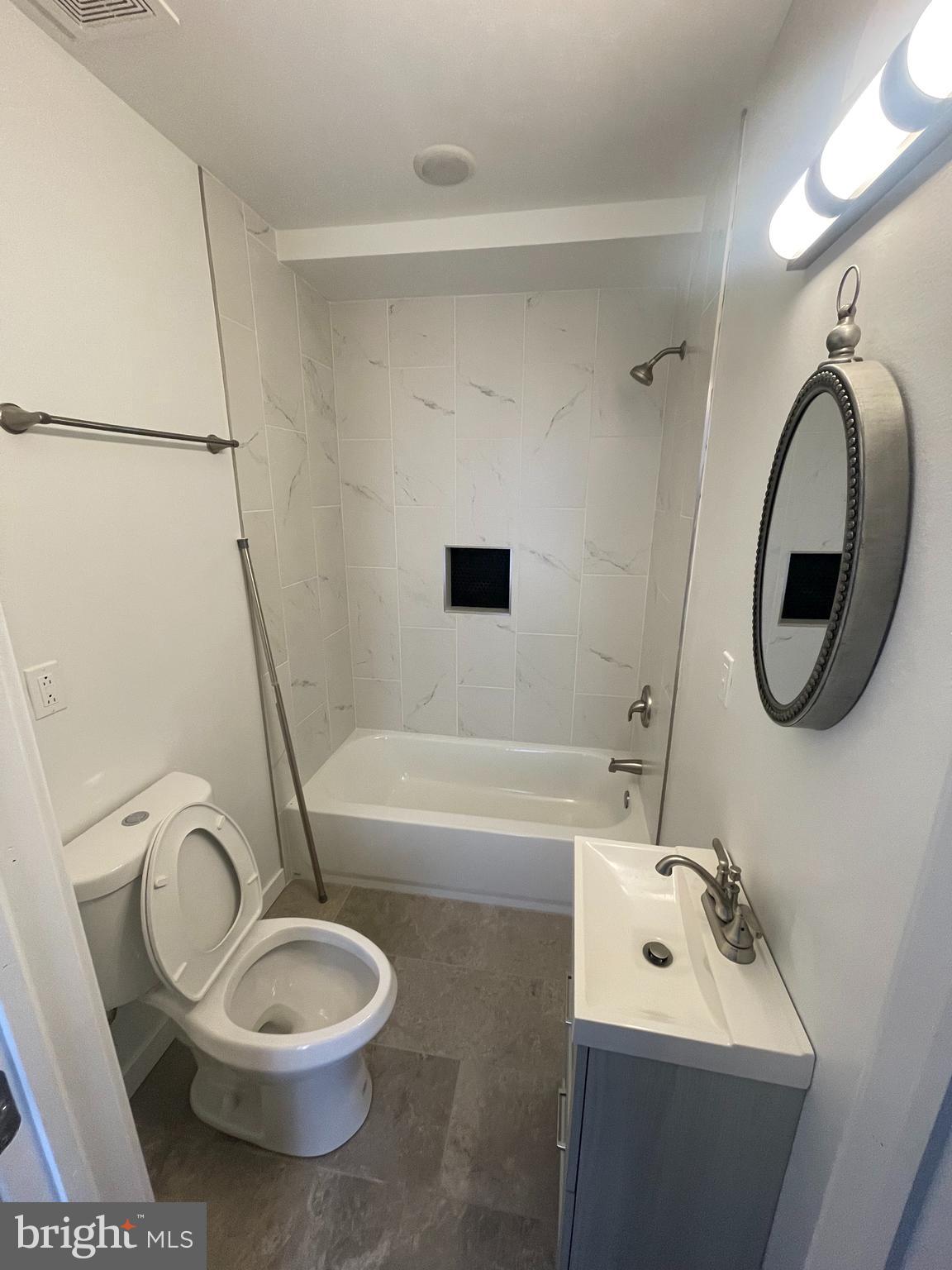 WALNUT HILL - Residential Lease