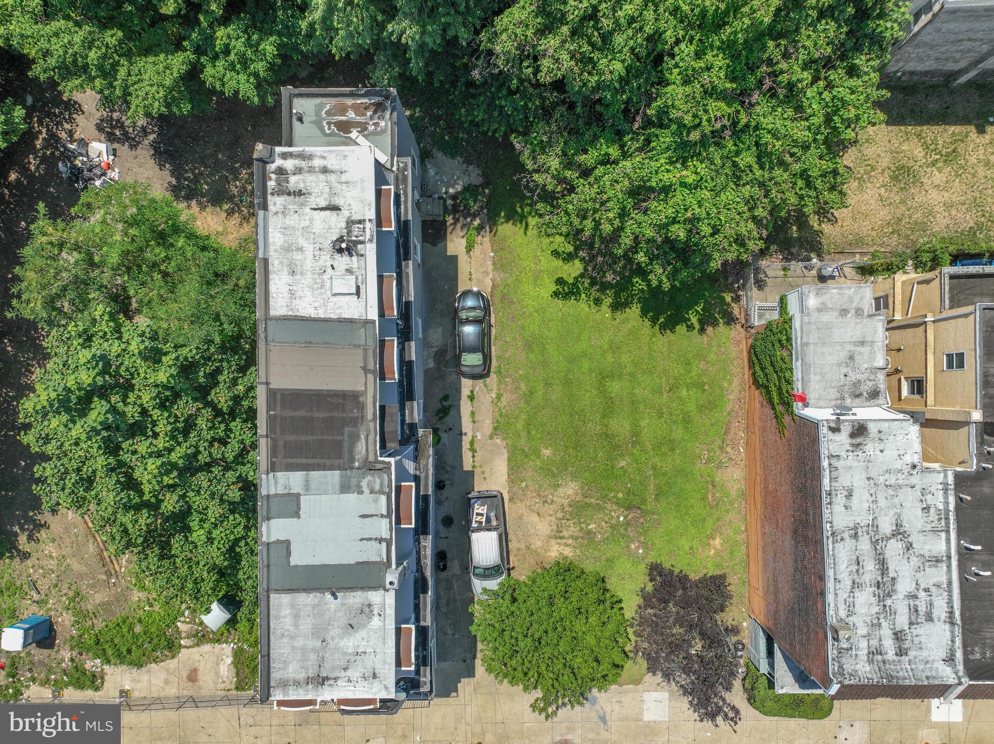 3920 W GIRARD AVENUE