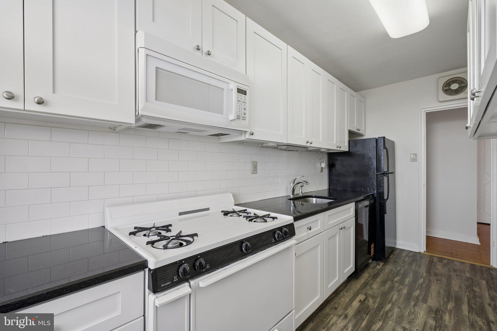 ART MUSEUM AREA - Residential