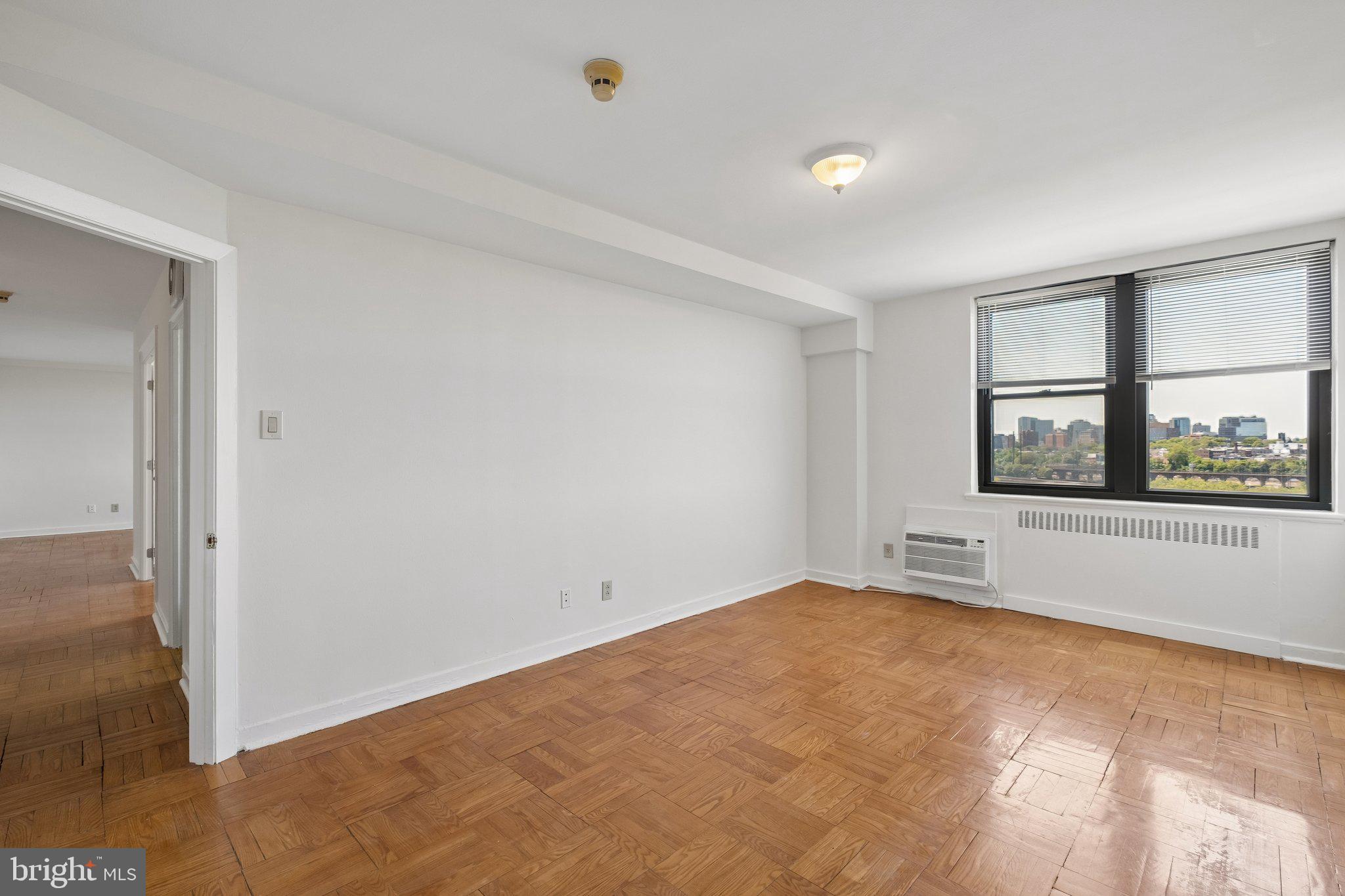 ART MUSEUM AREA - Residential