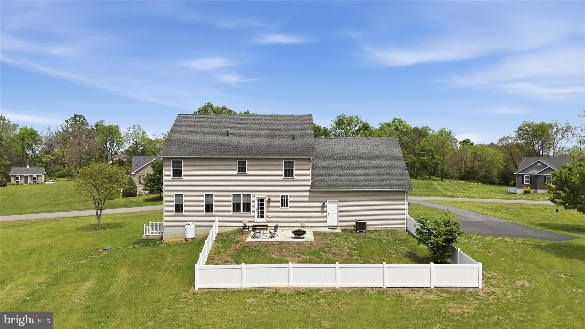 178 STORMFIELD DRIVE E
