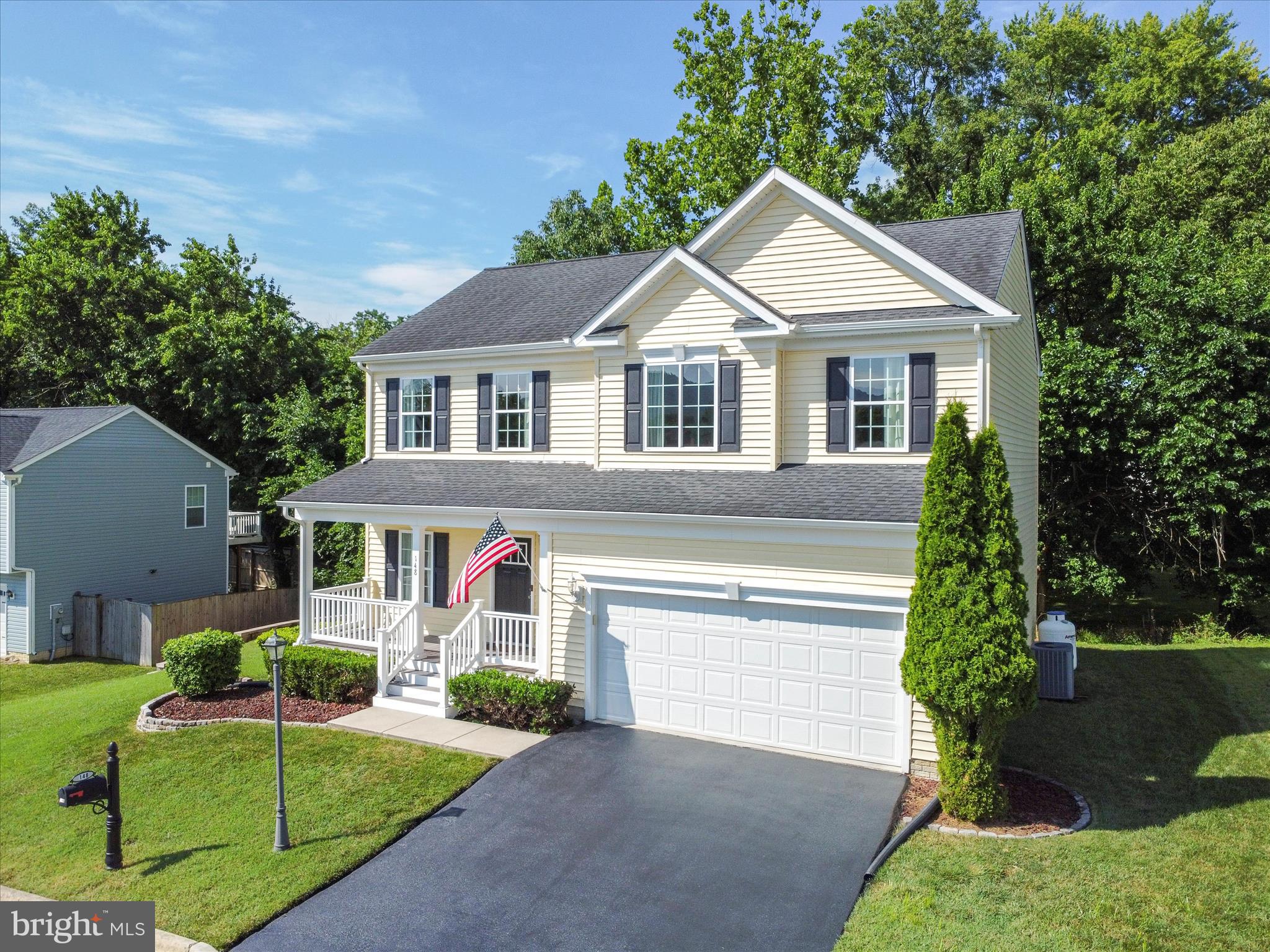 ASHLAND VILLAGE - Residential