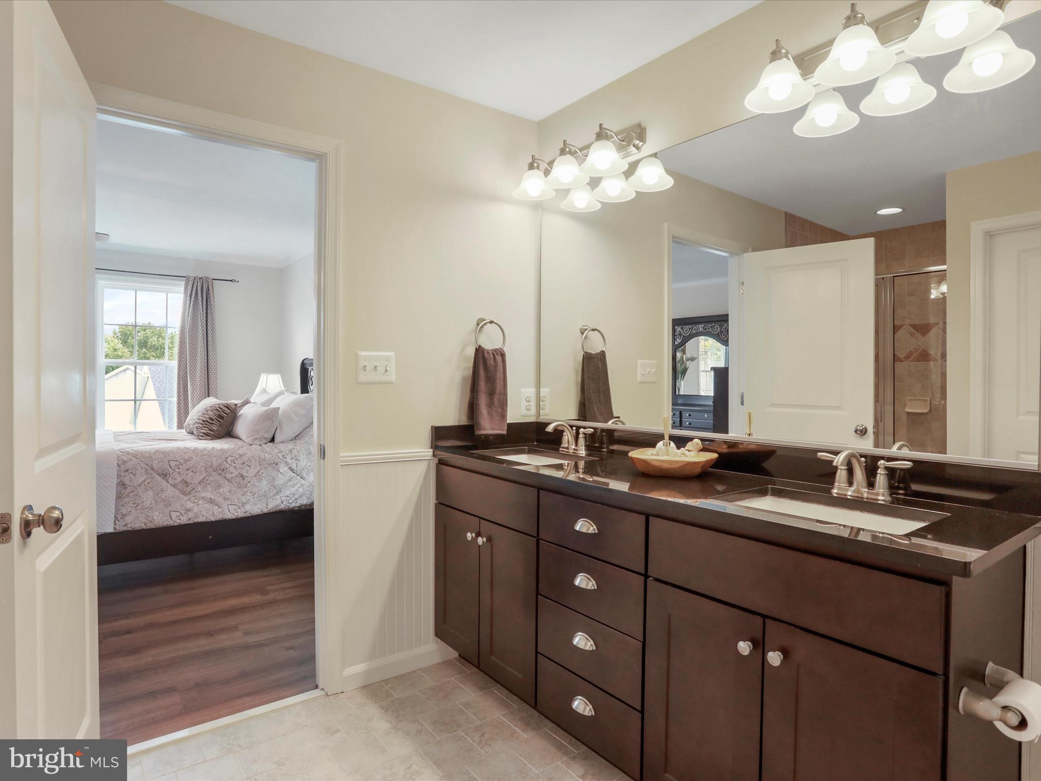 ASHLAND VILLAGE - Residential