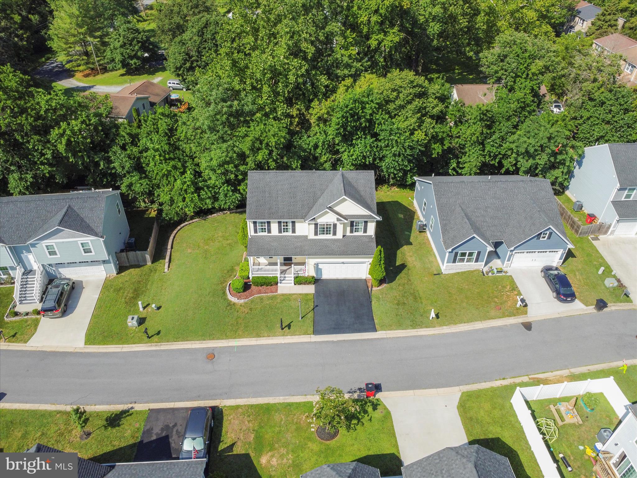 ASHLAND VILLAGE - Residential