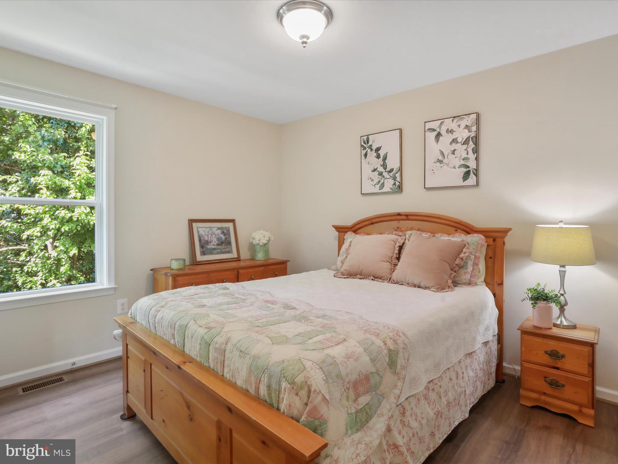 ASHLAND VILLAGE - Residential