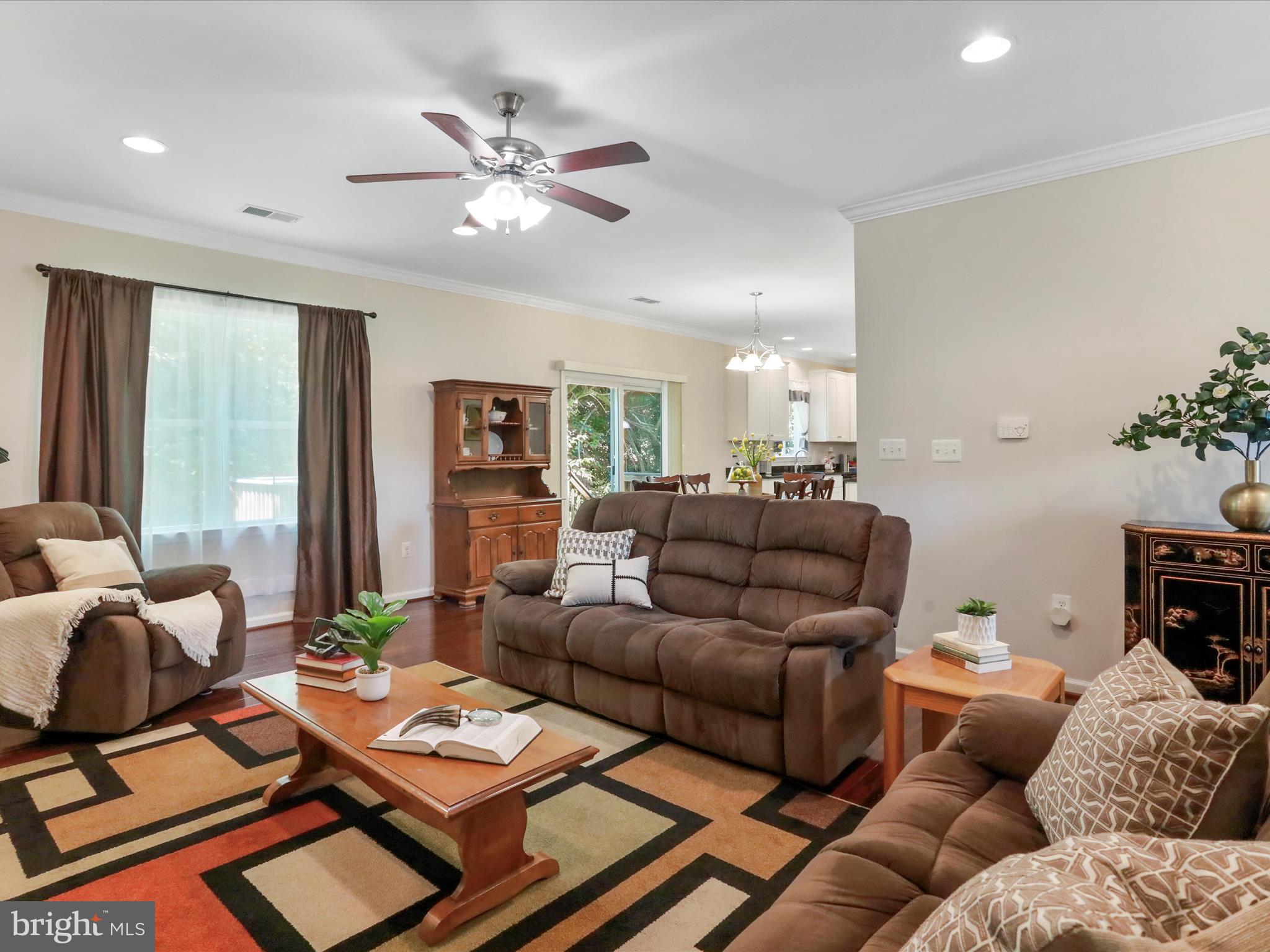 ASHLAND VILLAGE - Residential