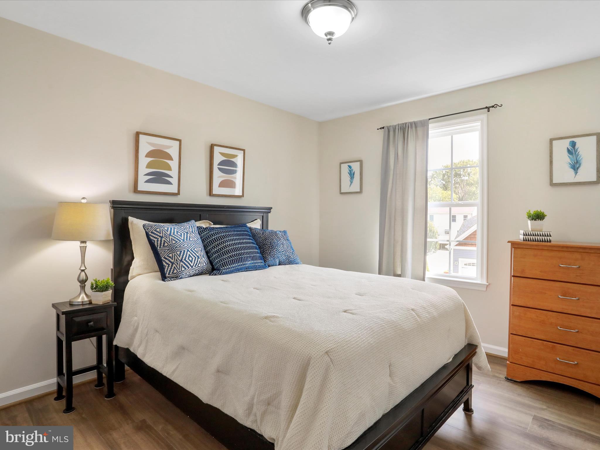 ASHLAND VILLAGE - Residential