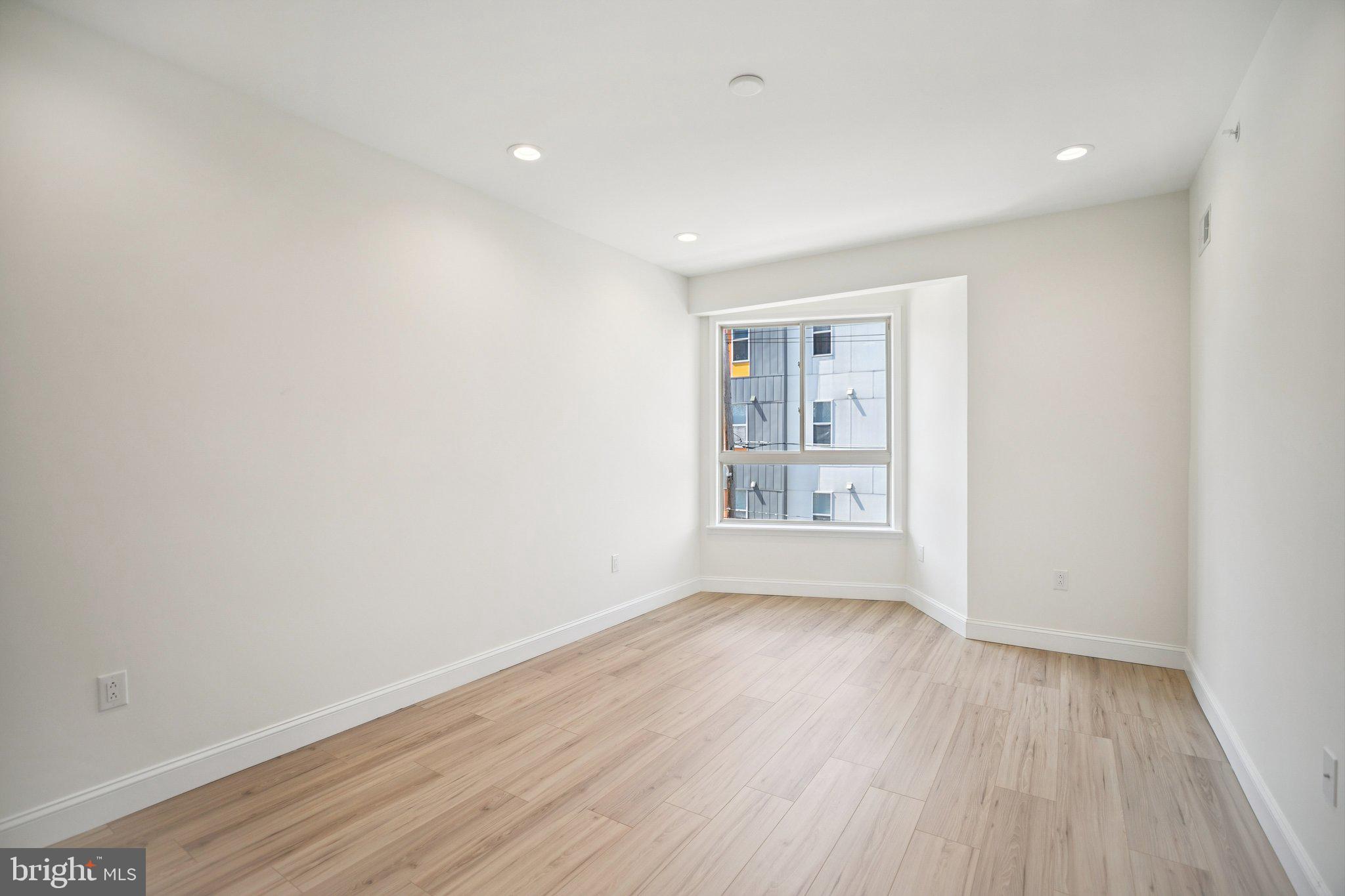 PHILADELPHIA - Residential