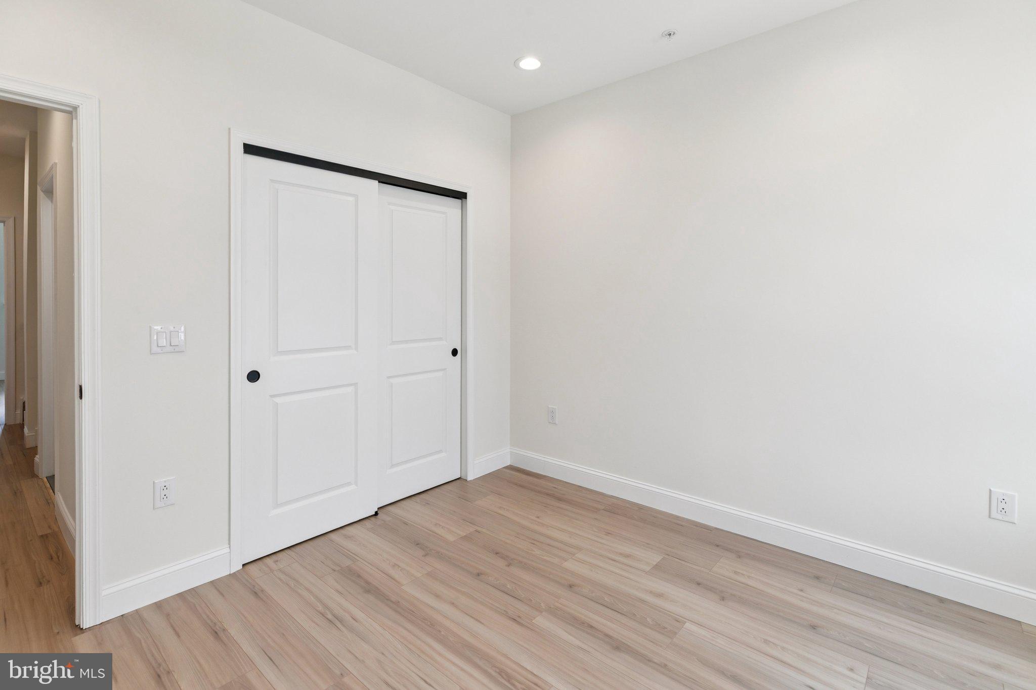 PHILADELPHIA - Residential