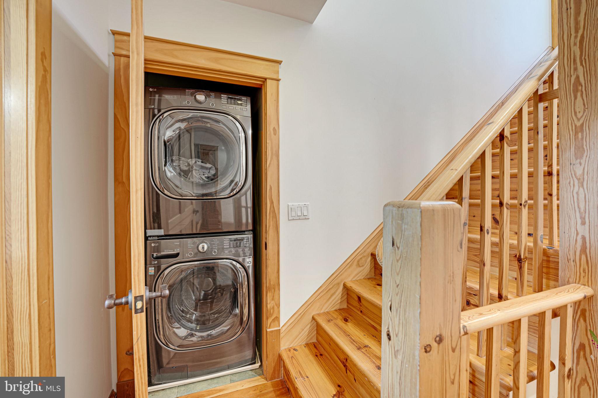 BARCROFT - Residential