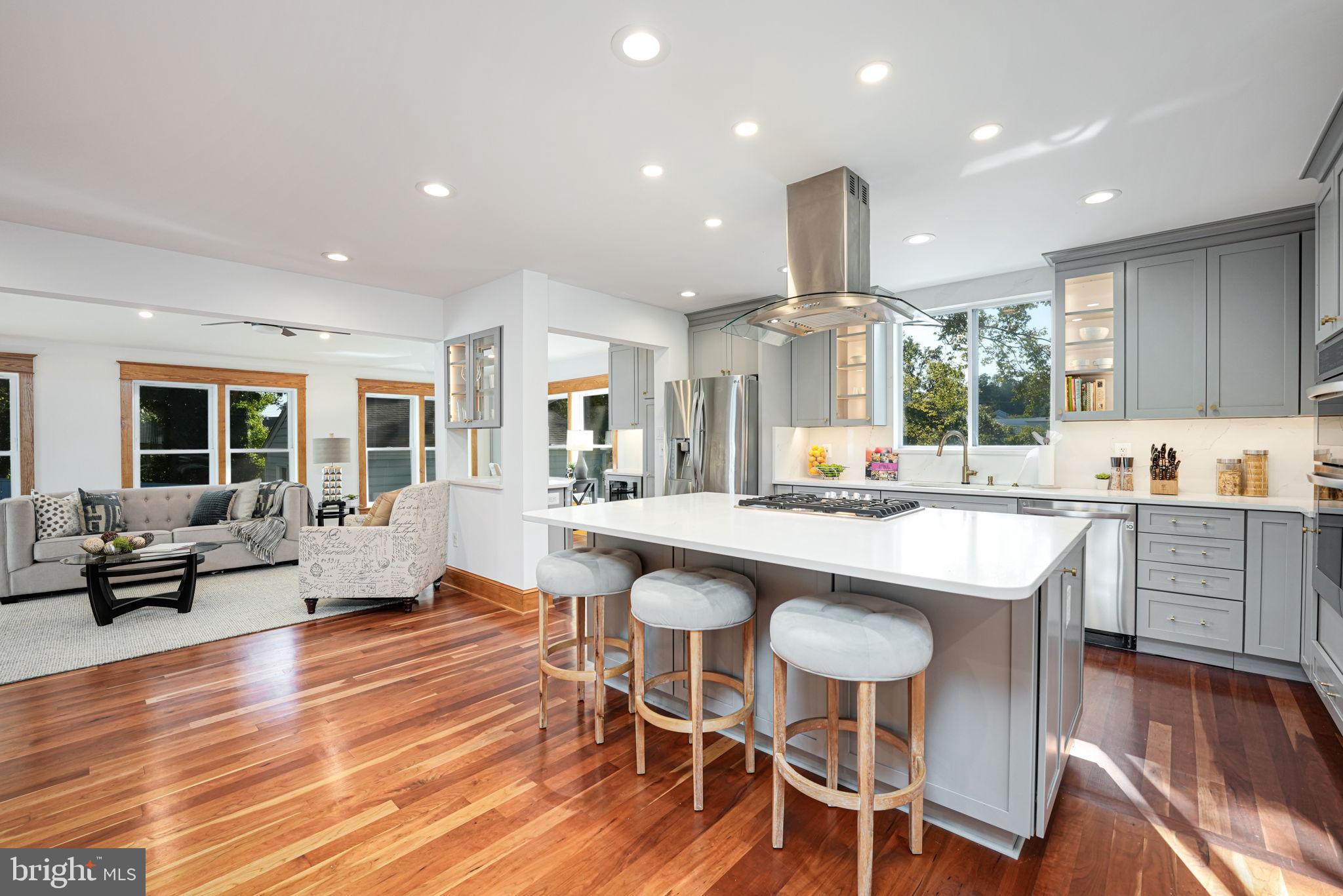 BARCROFT - Residential