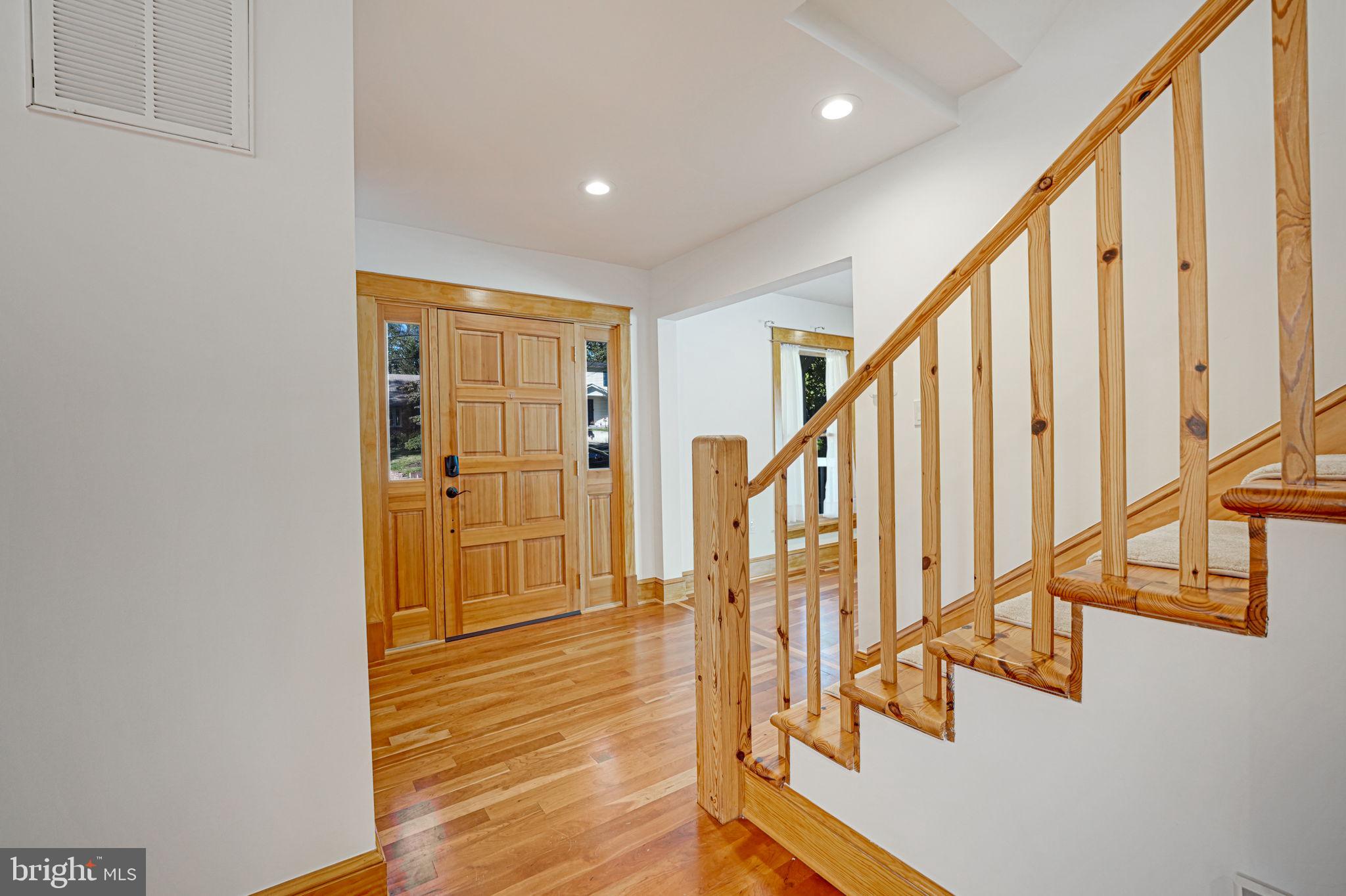 BARCROFT - Residential