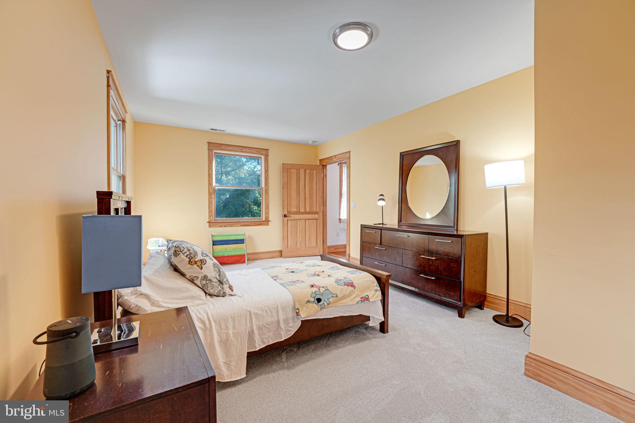 BARCROFT - Residential