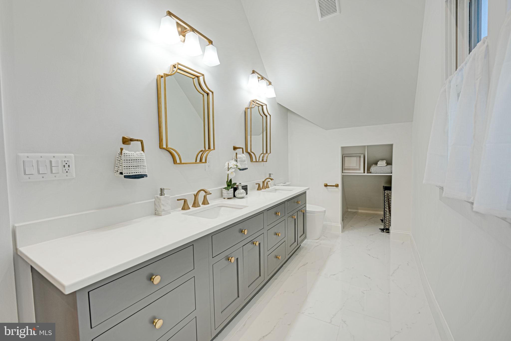 BARCROFT - Residential