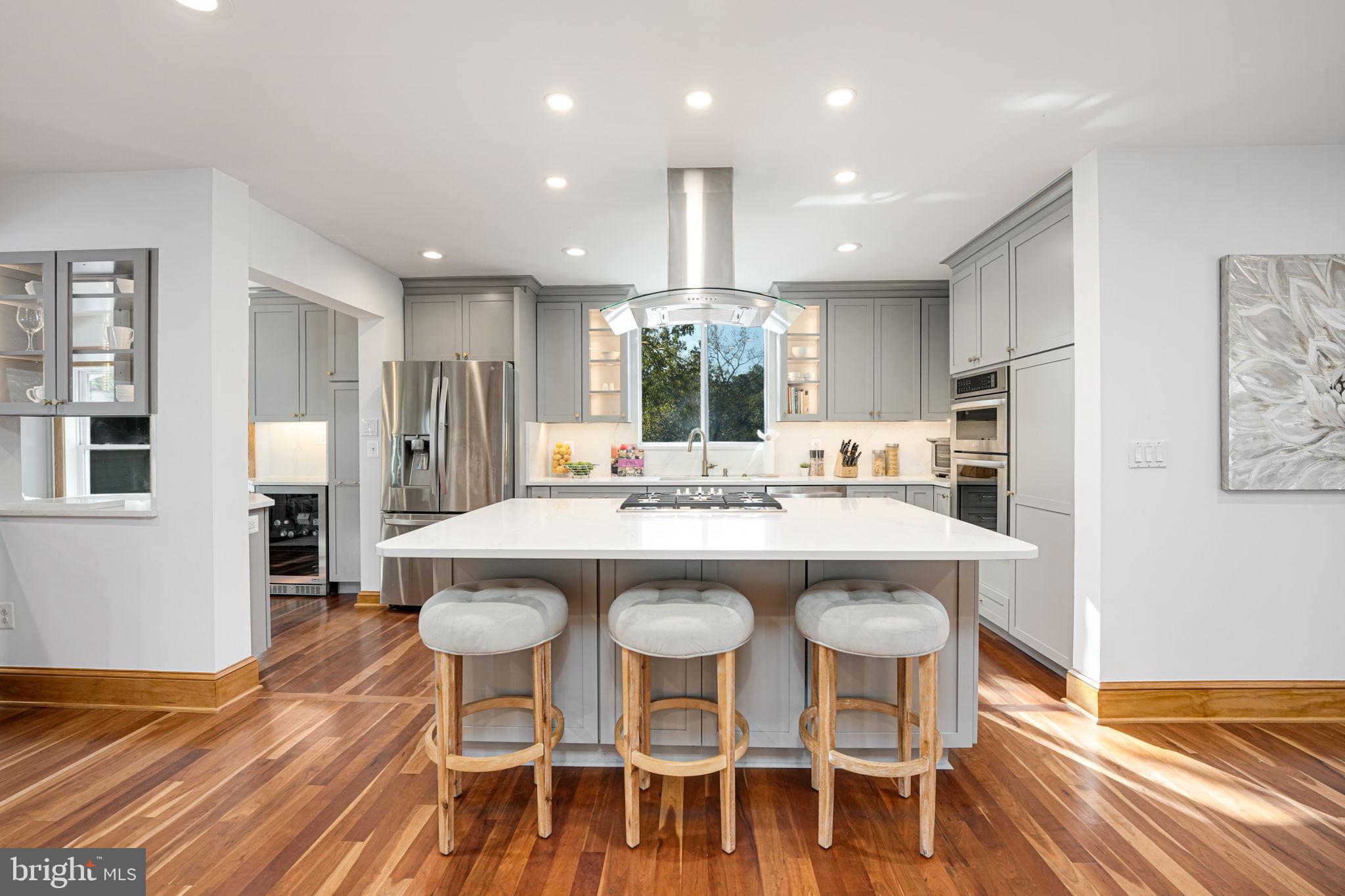 BARCROFT - Residential