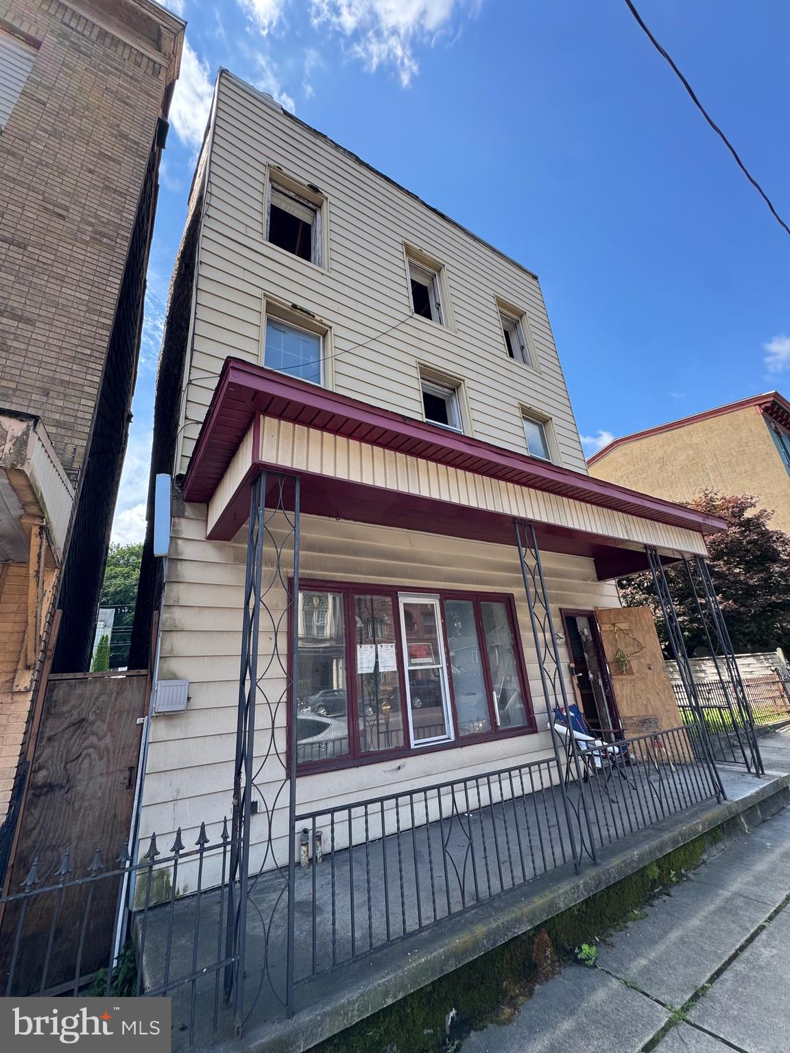 426 CENTRE STREET