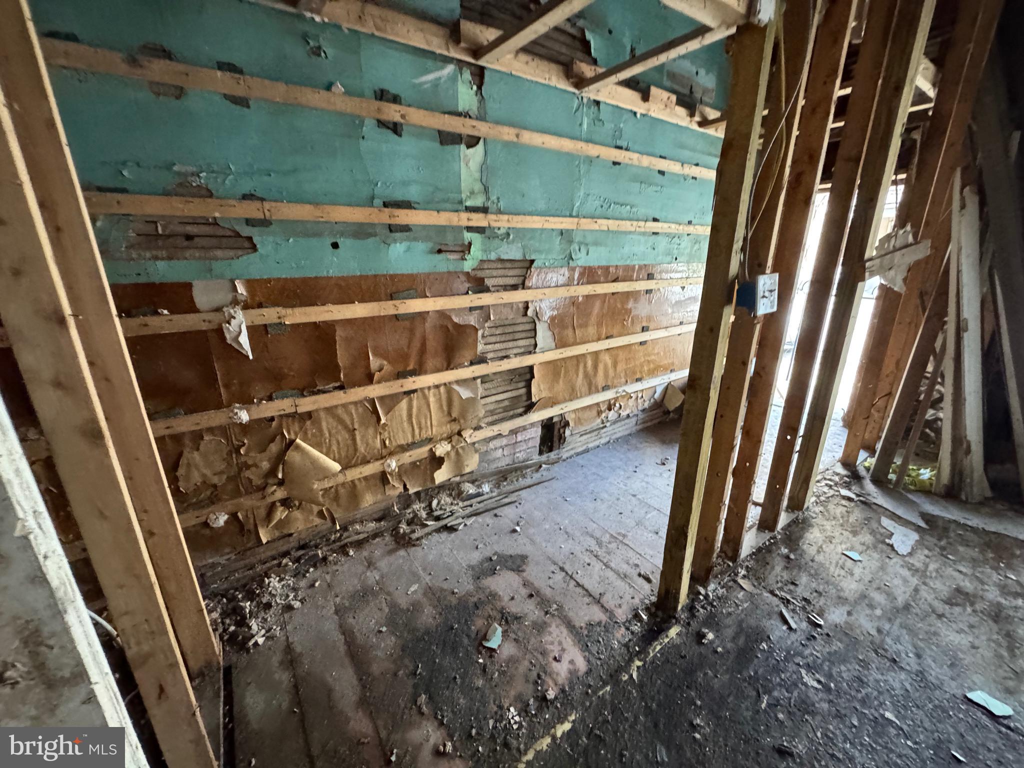 ASHLAND - Residential