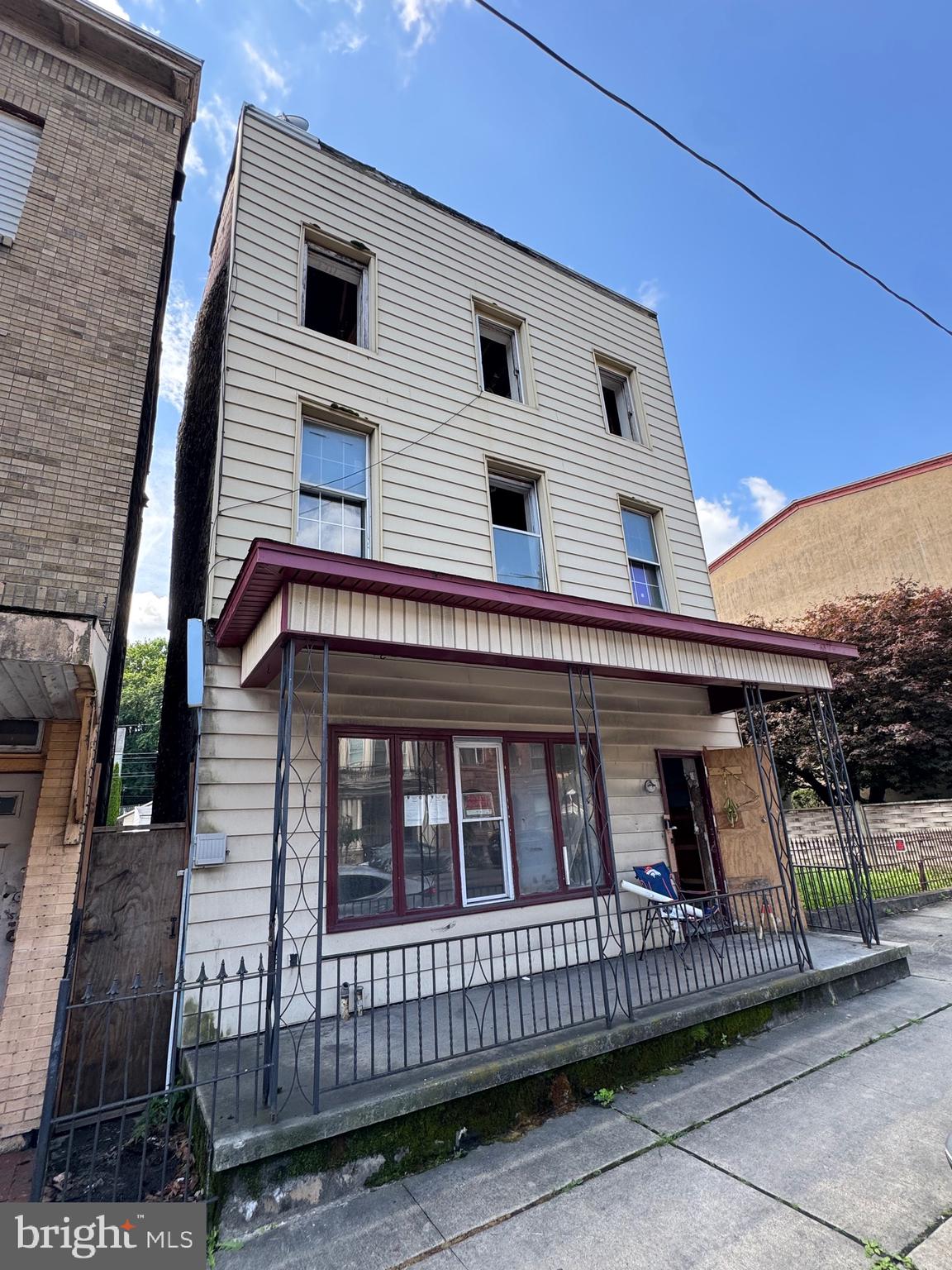 426 CENTRE STREET