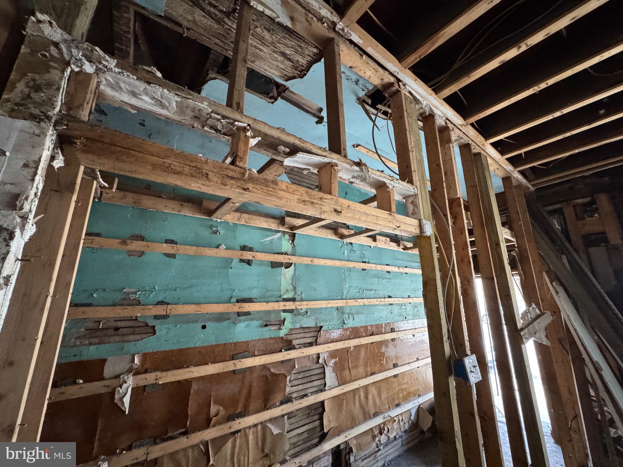 ASHLAND - Residential