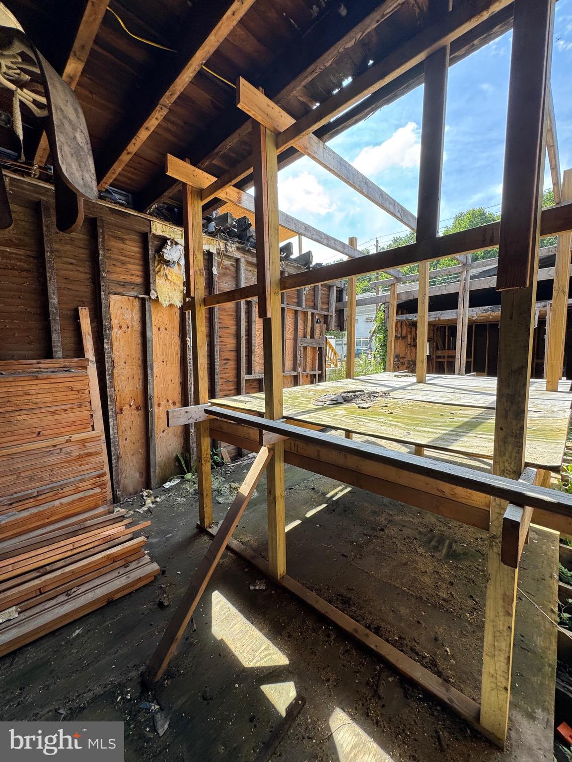 ASHLAND - Residential