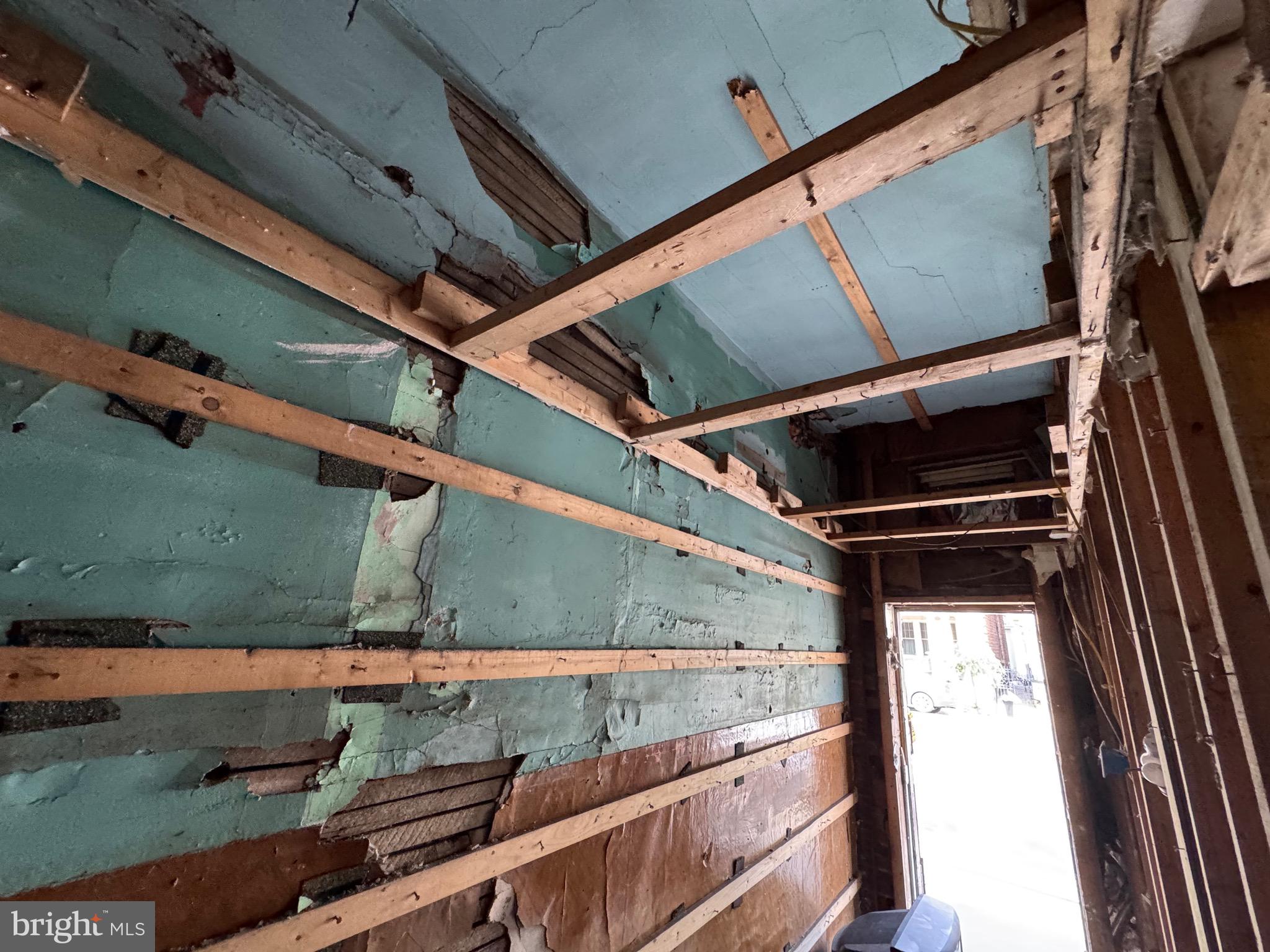 ASHLAND - Residential