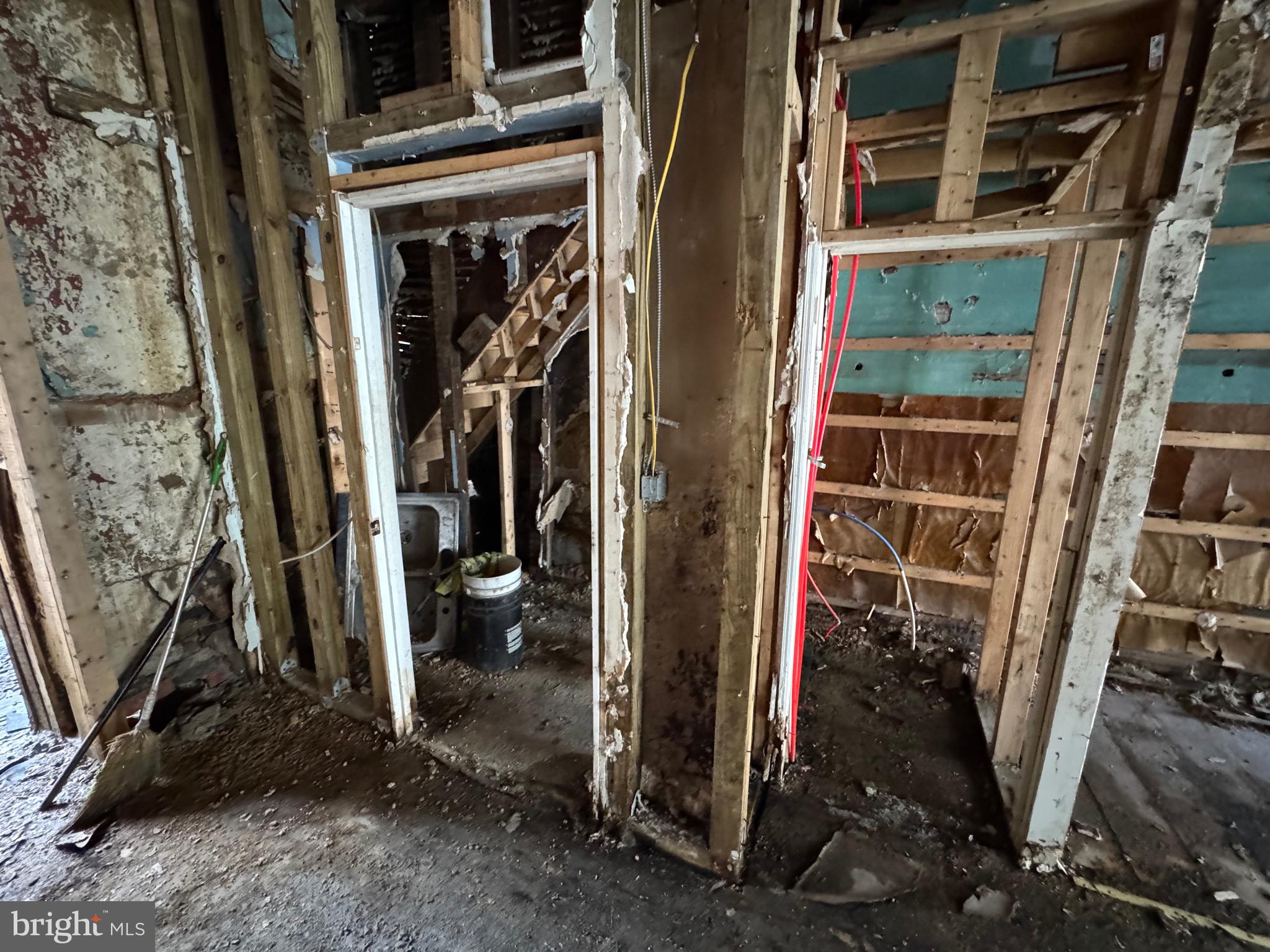 ASHLAND - Residential