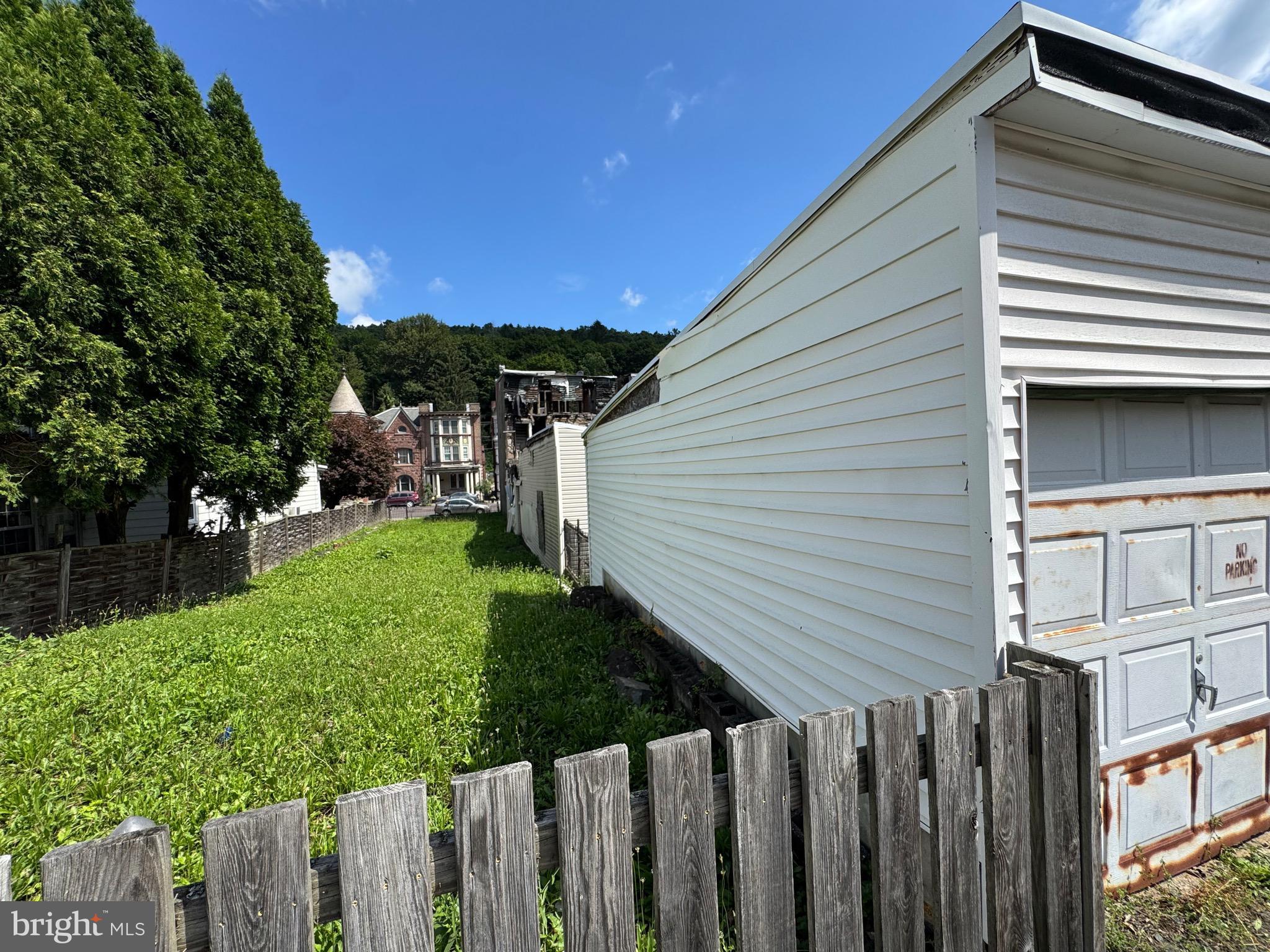 ASHLAND - Residential