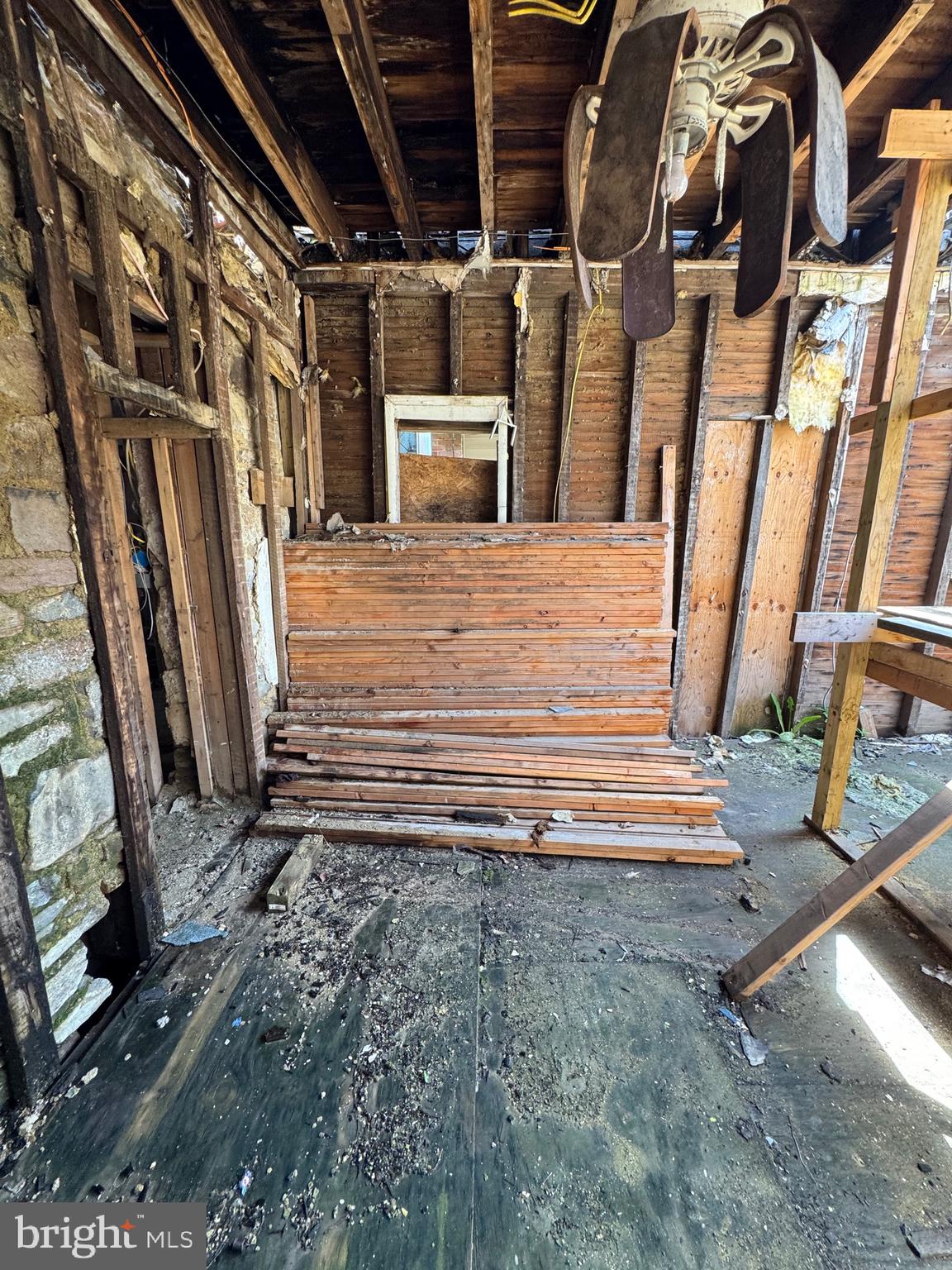 ASHLAND - Residential