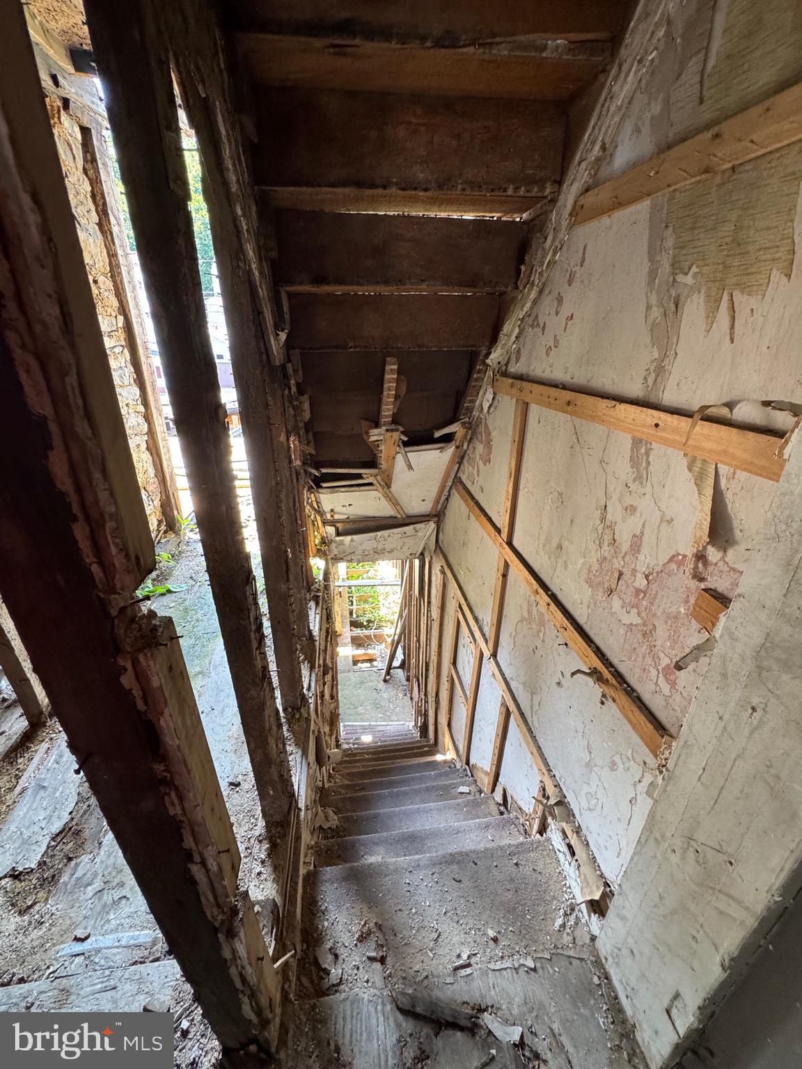 ASHLAND - Residential