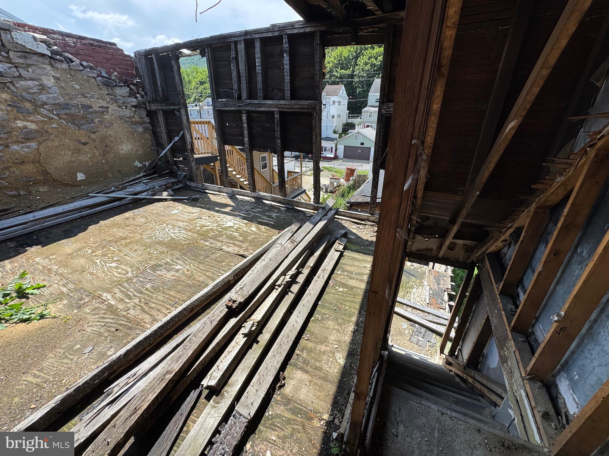 ASHLAND - Residential