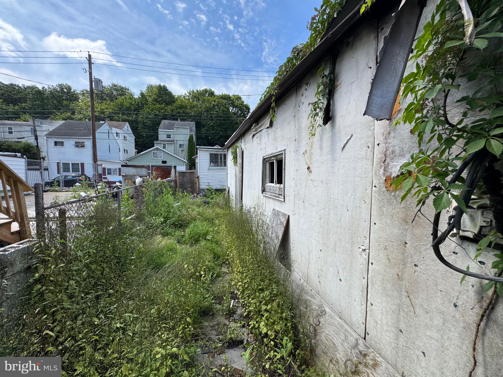 ASHLAND - Residential