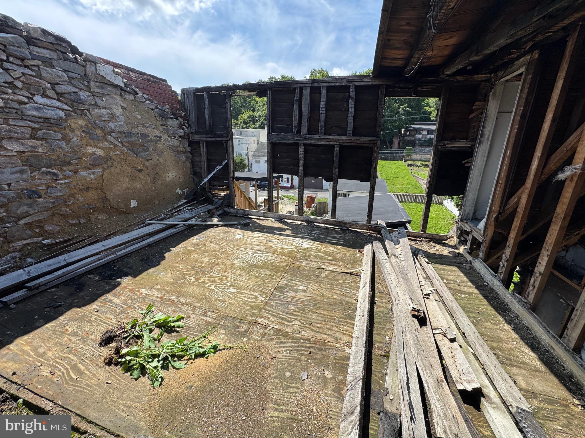 ASHLAND - Residential