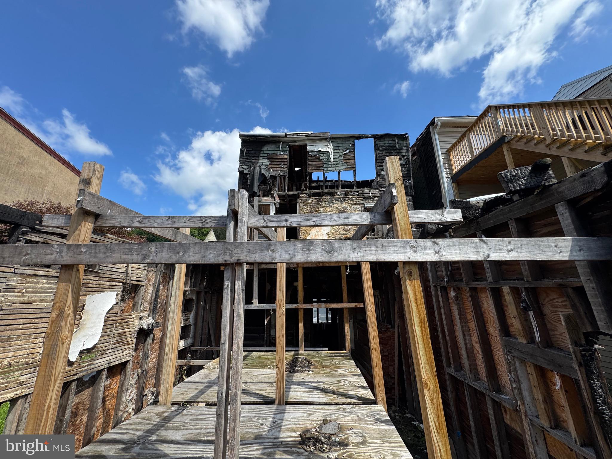 ASHLAND - Residential