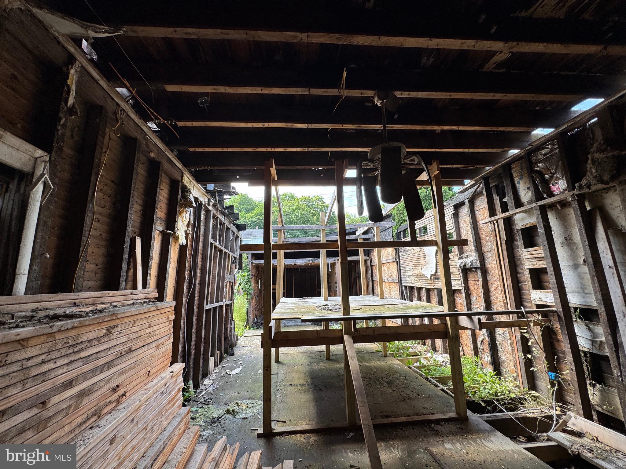 ASHLAND - Residential