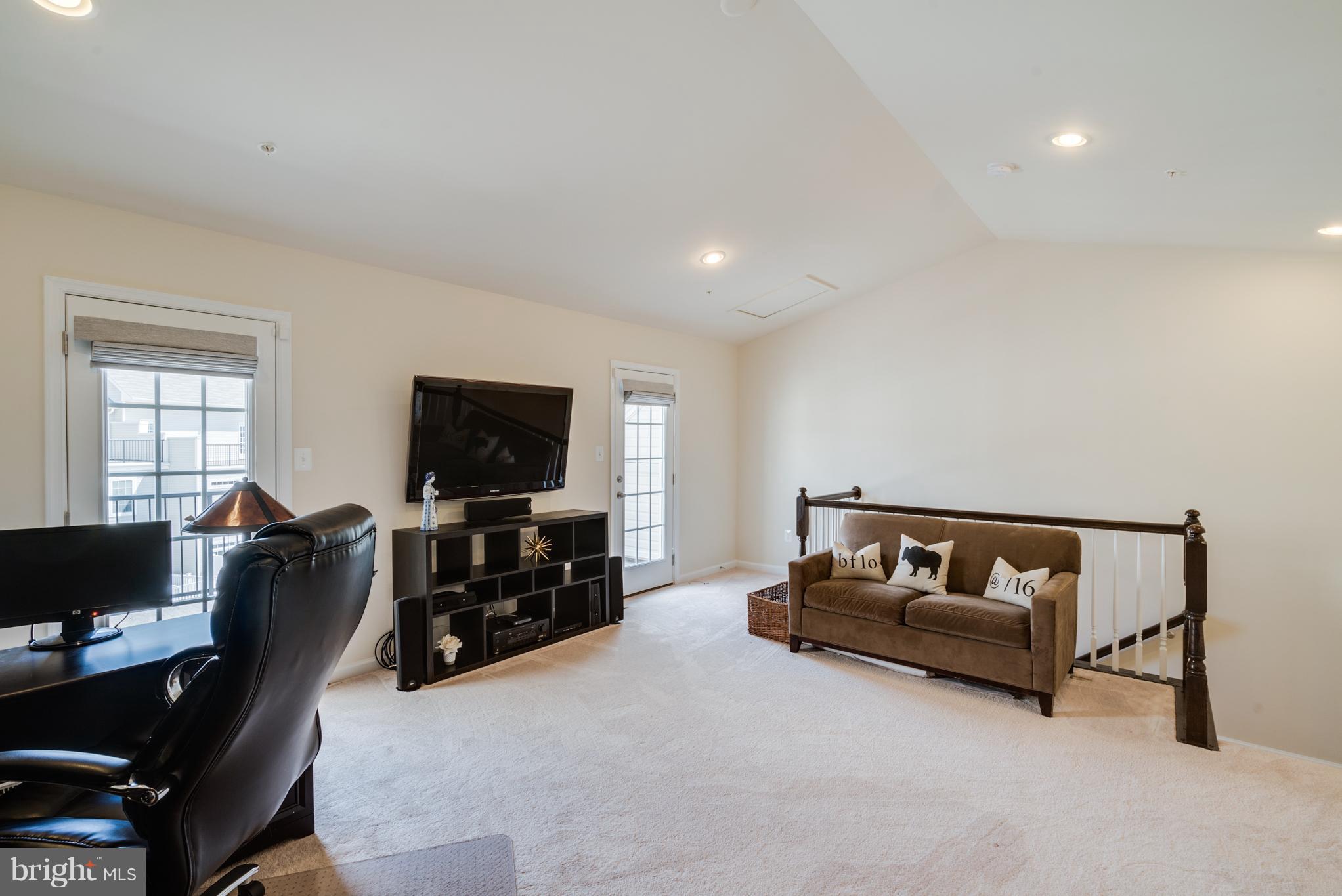 SUMMERFIELD VILLAGE - Residential