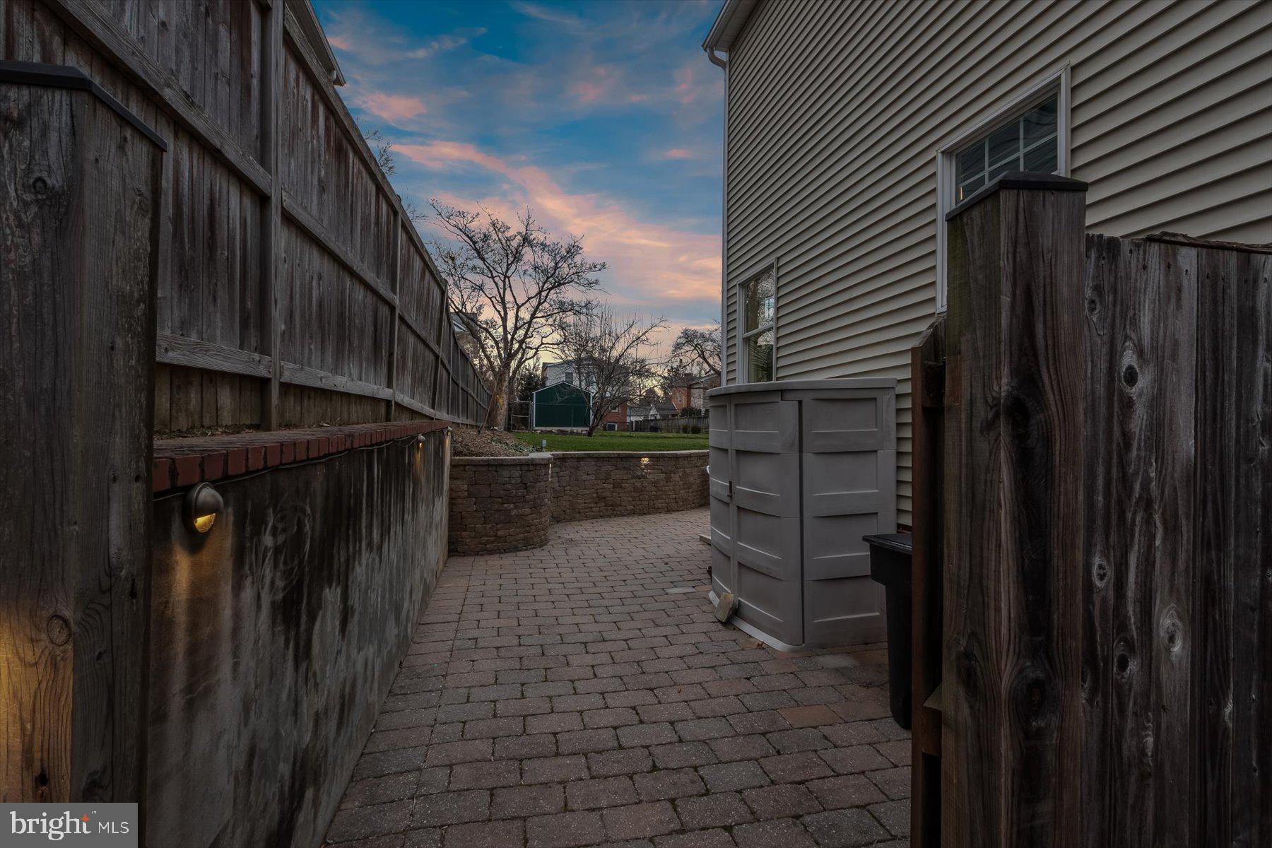 MILBURN TERRACE - Residential