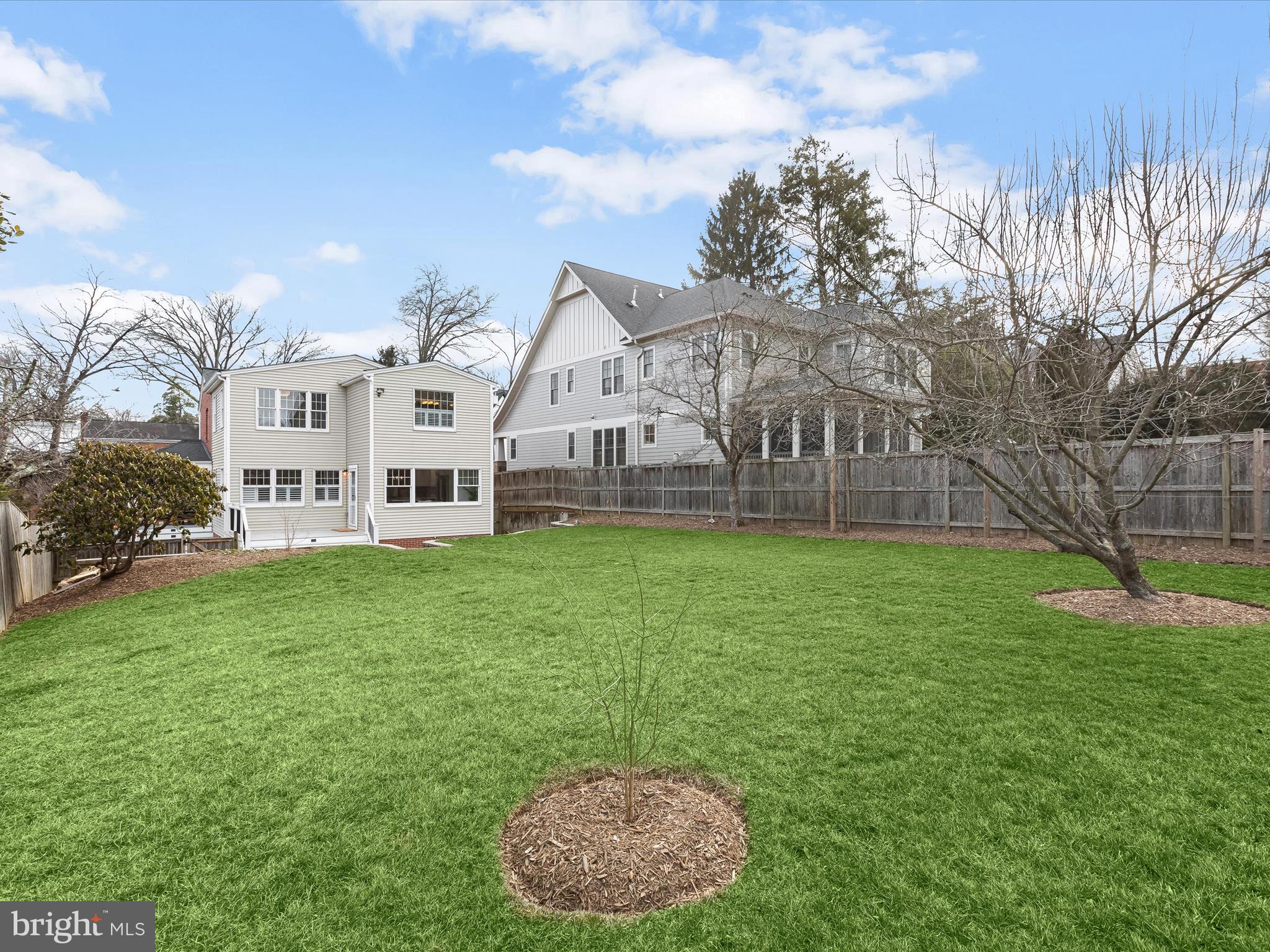 MILBURN TERRACE - Residential