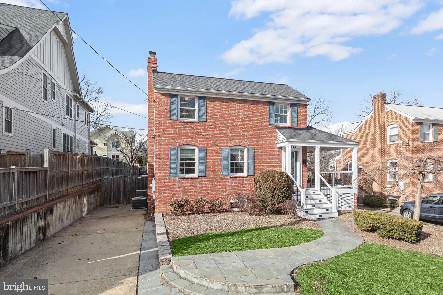 MILBURN TERRACE - Residential