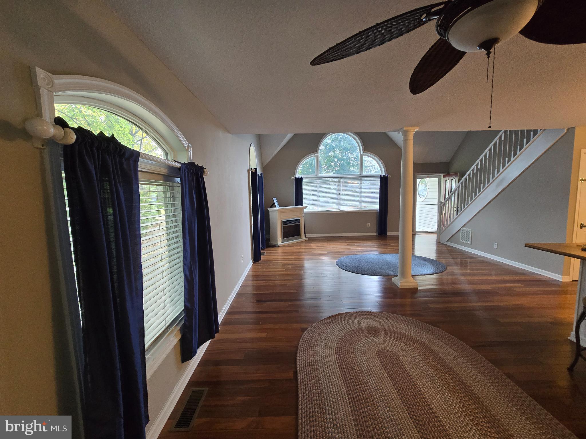 DUTCH ACRES - Residential