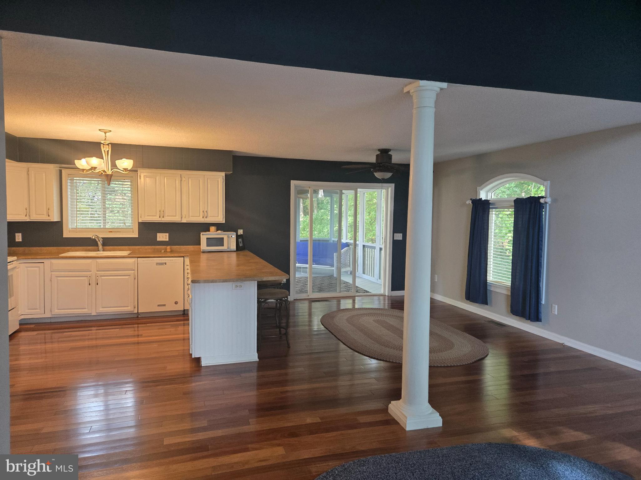 DUTCH ACRES - Residential