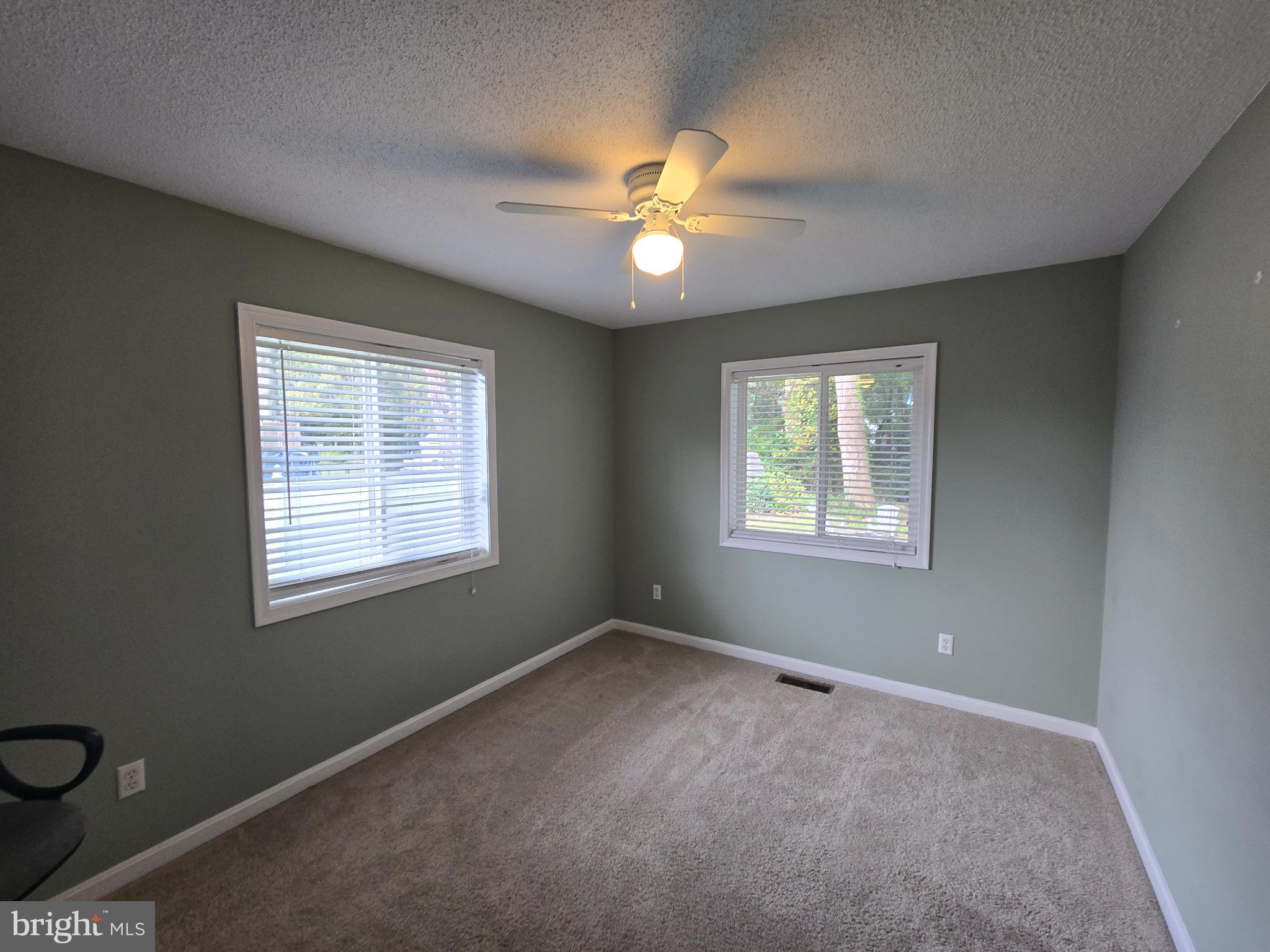 DUTCH ACRES - Residential