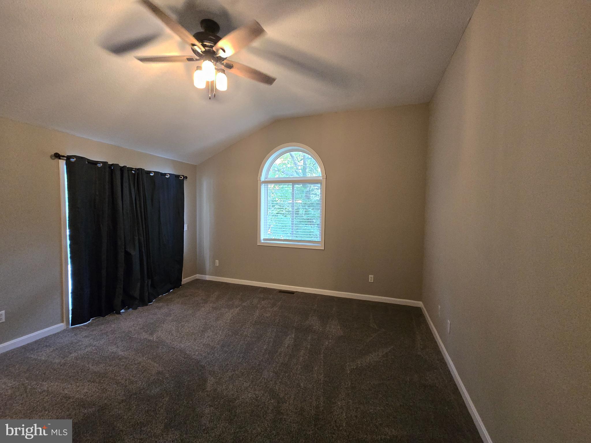 DUTCH ACRES - Residential