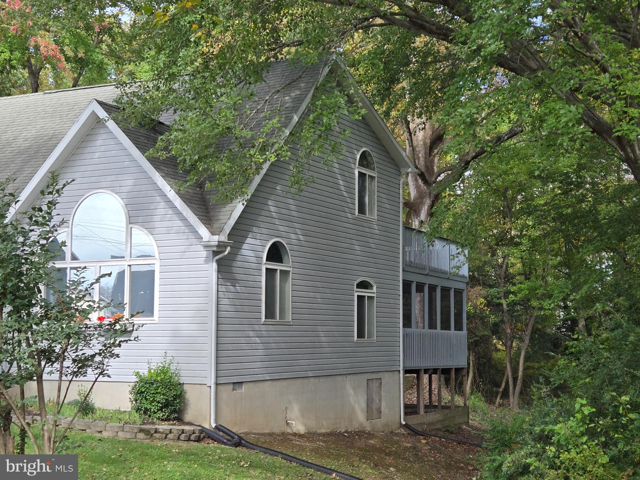 DUTCH ACRES - Residential