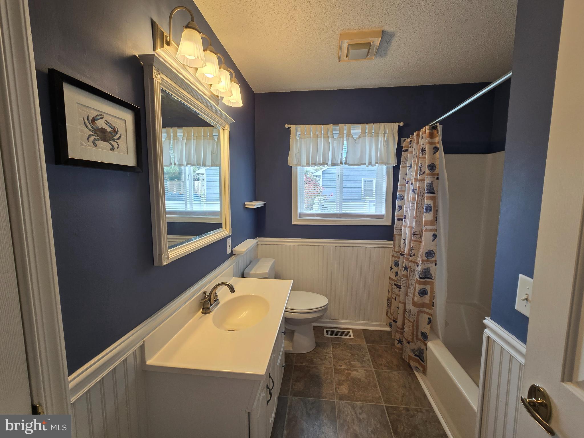 DUTCH ACRES - Residential